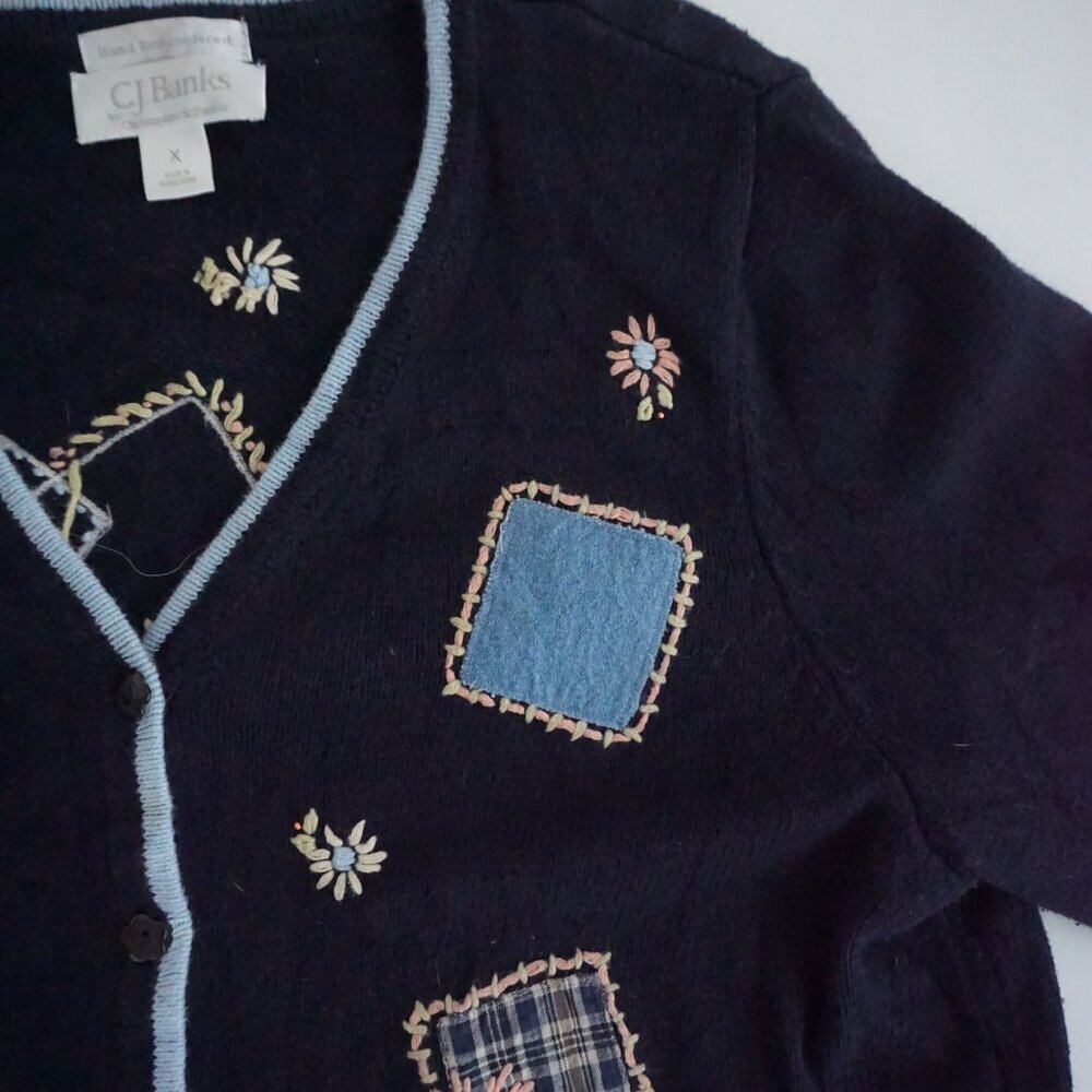 Vintage CJ Banks Navy Patch Floral Hand Embroidered Button Cardigan Sweater X - Picture 9 of 10